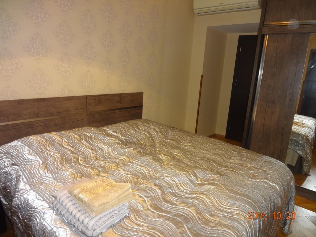 Ana'S Comfort Apartment Tbilisi Exterior photo